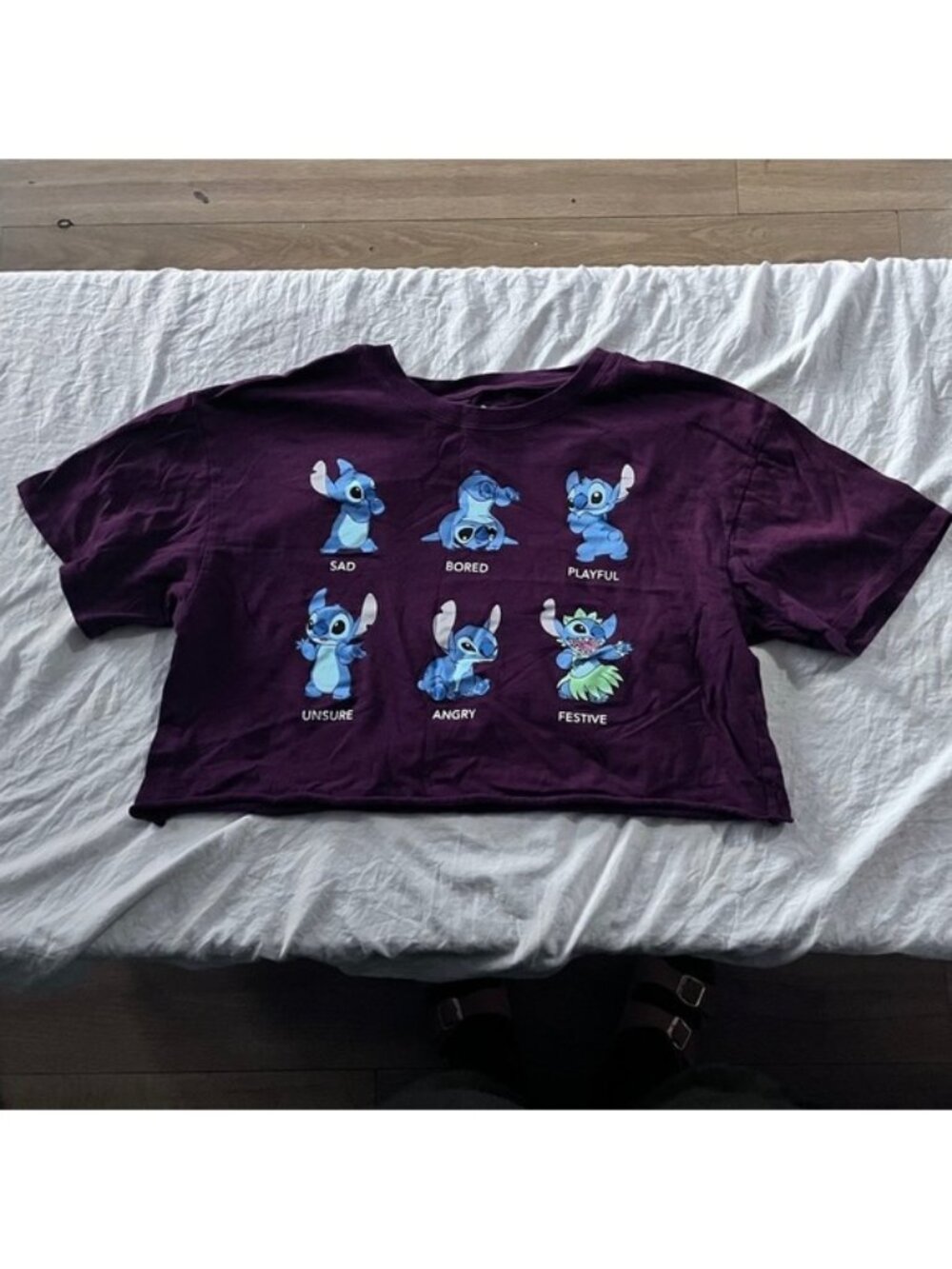 Disney Stitch Emotions Cropped T Shirt Womens Size Large Purple Graphic‎ Tee